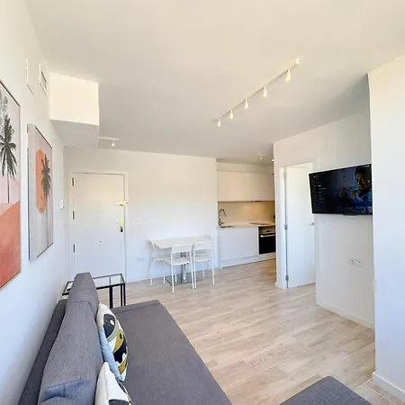 Nuevo, Primera Linea De Playa, Con Piscina Y Vistas Al Mar Apartment *