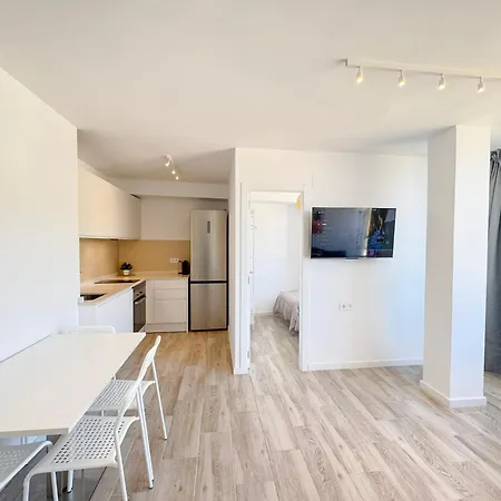 Nuevo, Primera Linea De Playa, Con Piscina Y Vistas Al Mar Apartment *