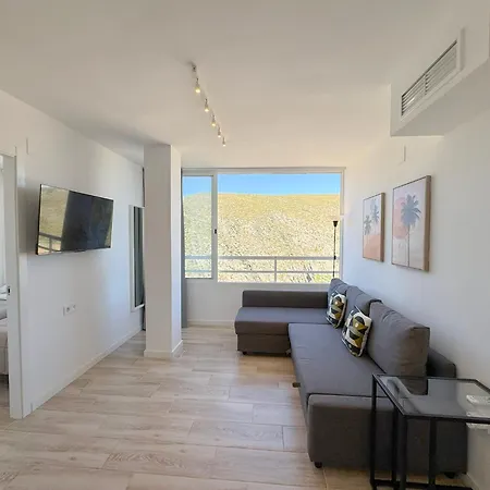 Nuevo, Primera Linea De Playa, Con Piscina Y Vistas Al Mar Daire